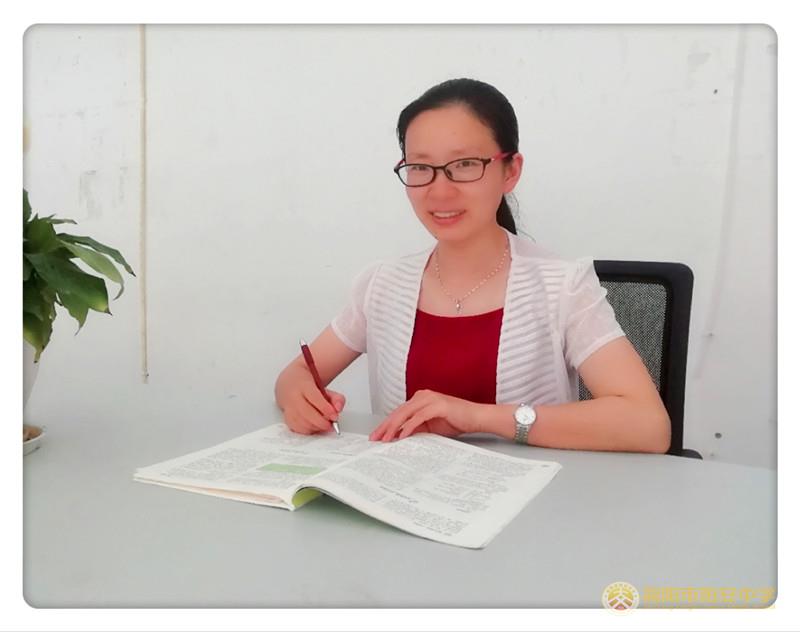 简阳市阳安中学2019年度优秀女性事迹及剪影之一