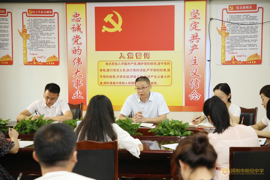 朱校指导1.jpg