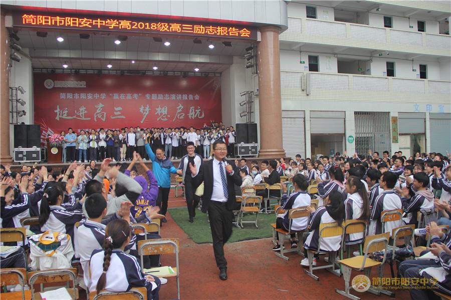 6c530fb99fe43b6dd6f5ad72244f447.jpg