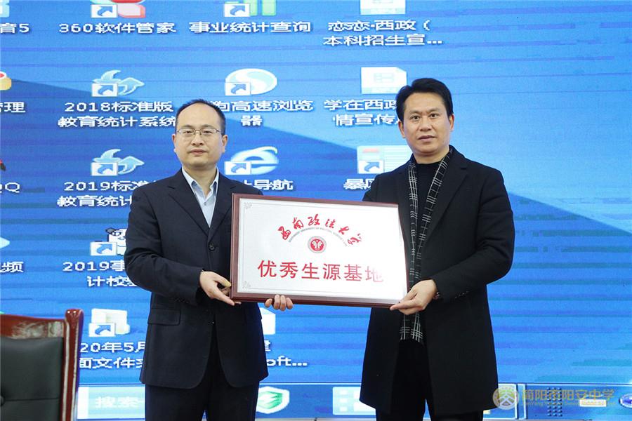 GV0A9321.jpg