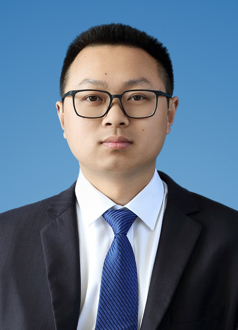 李治龙.jpg