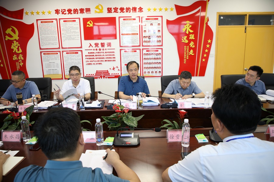 专家指导.jpg