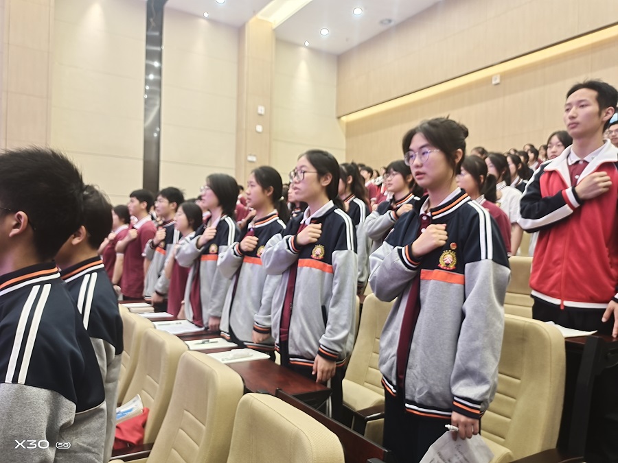 2升国旗2.jpg